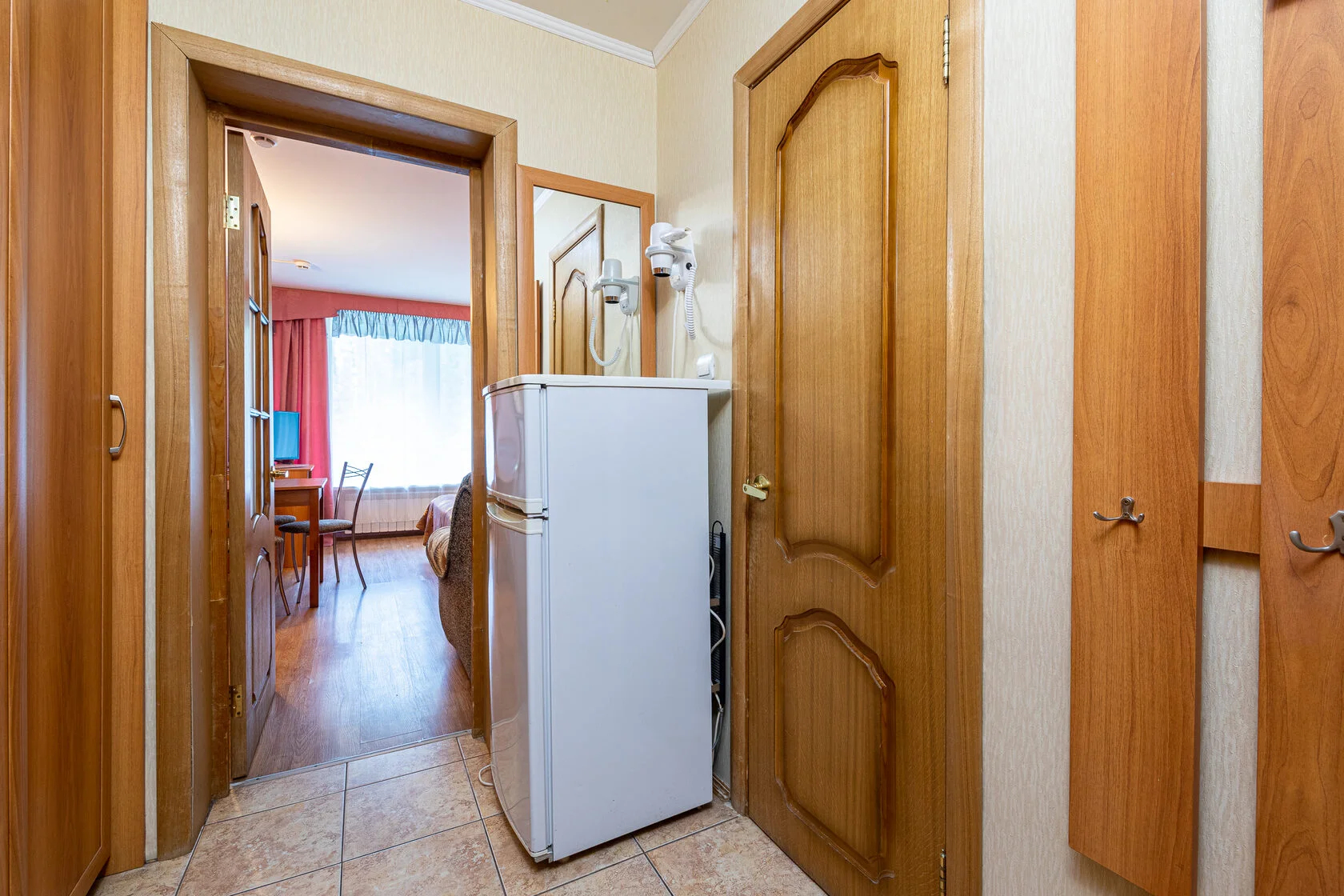 Посмотреть в галерее Стандарт 2-местный 1 категории №301-312,401-412 в корпусе №6