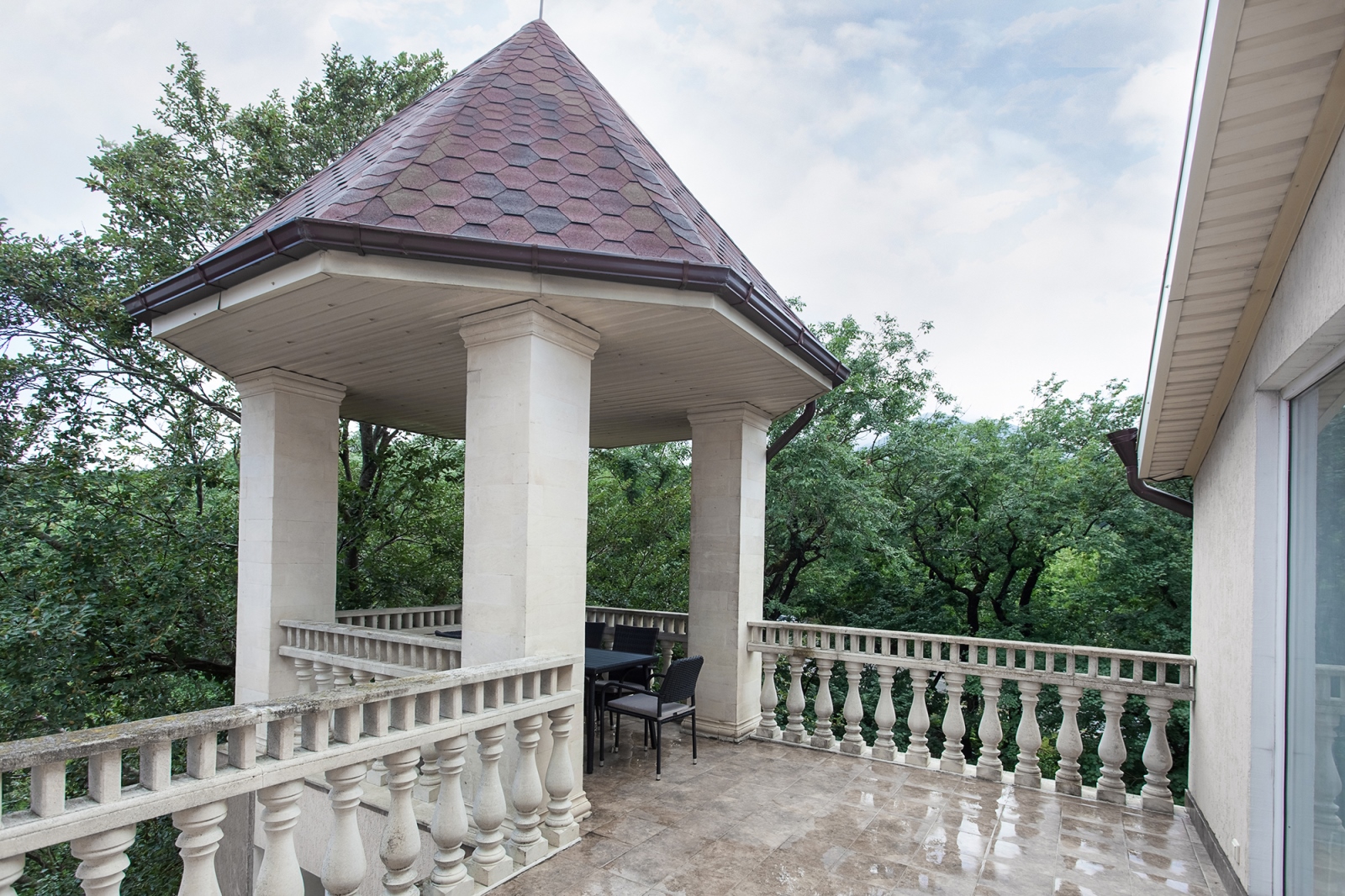 Suite 3х комнатный Сюит