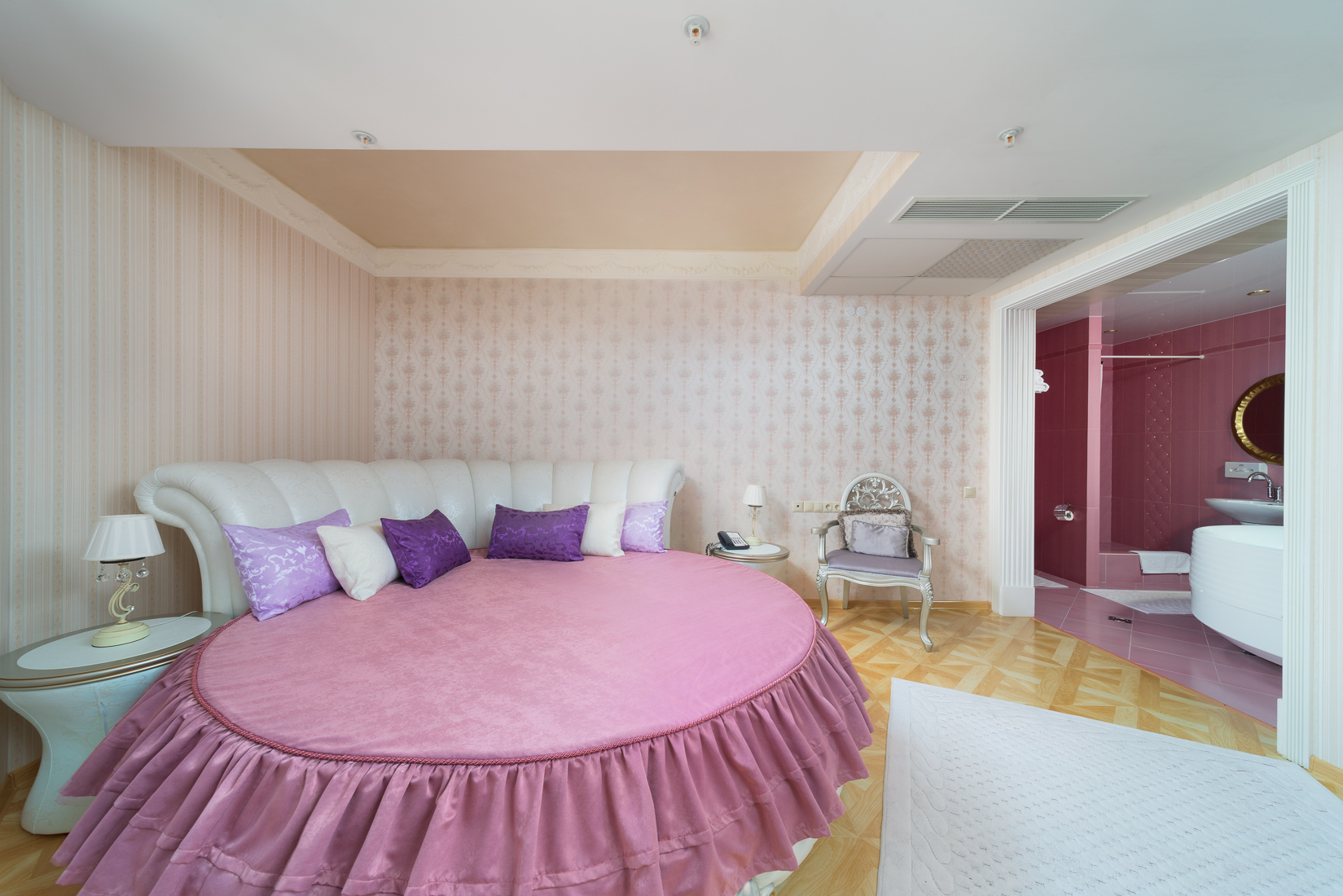 Свадебный 2 мест VIP DBL