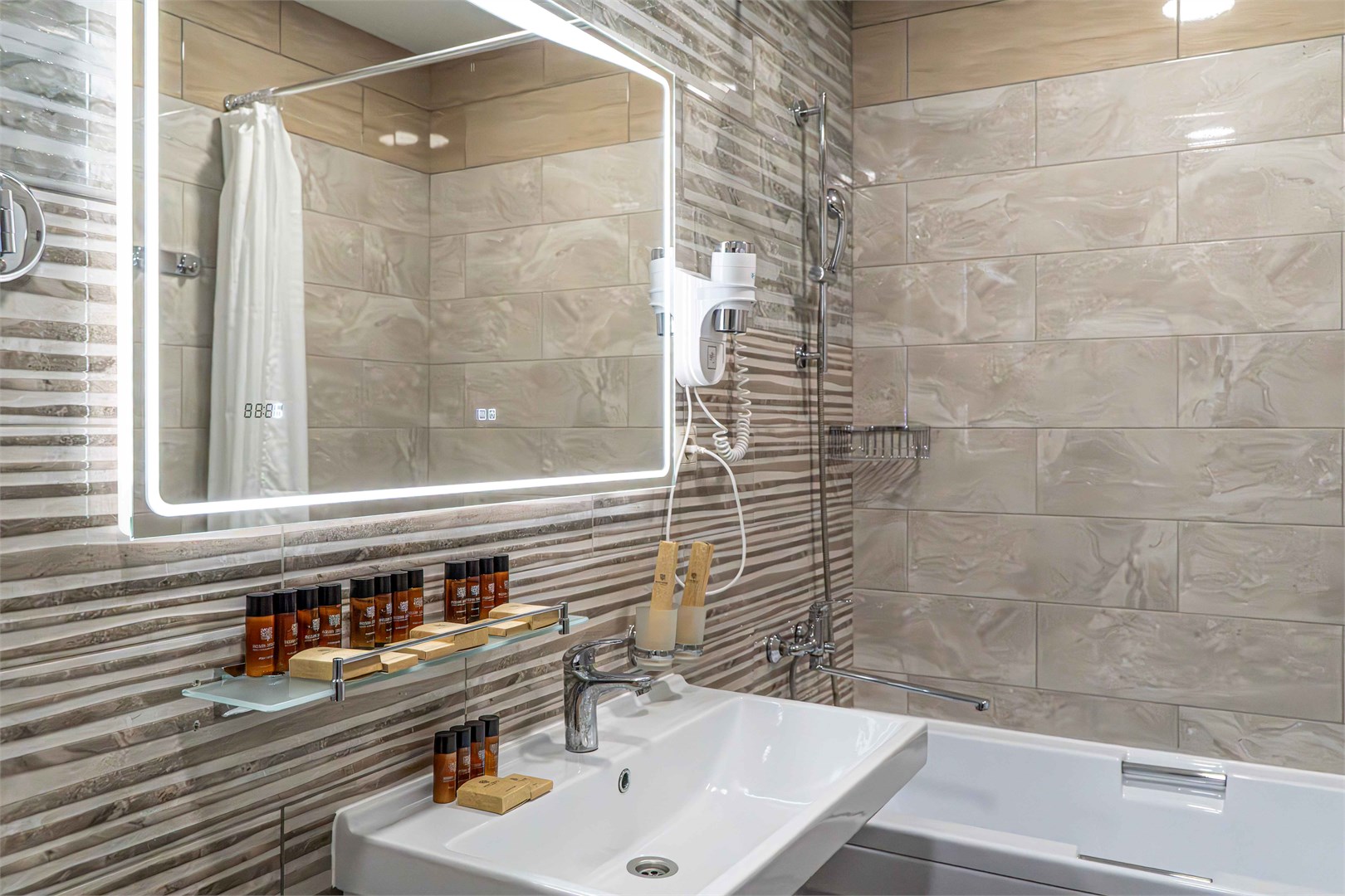 Апартаменты 2-мес.1-комн.Парк