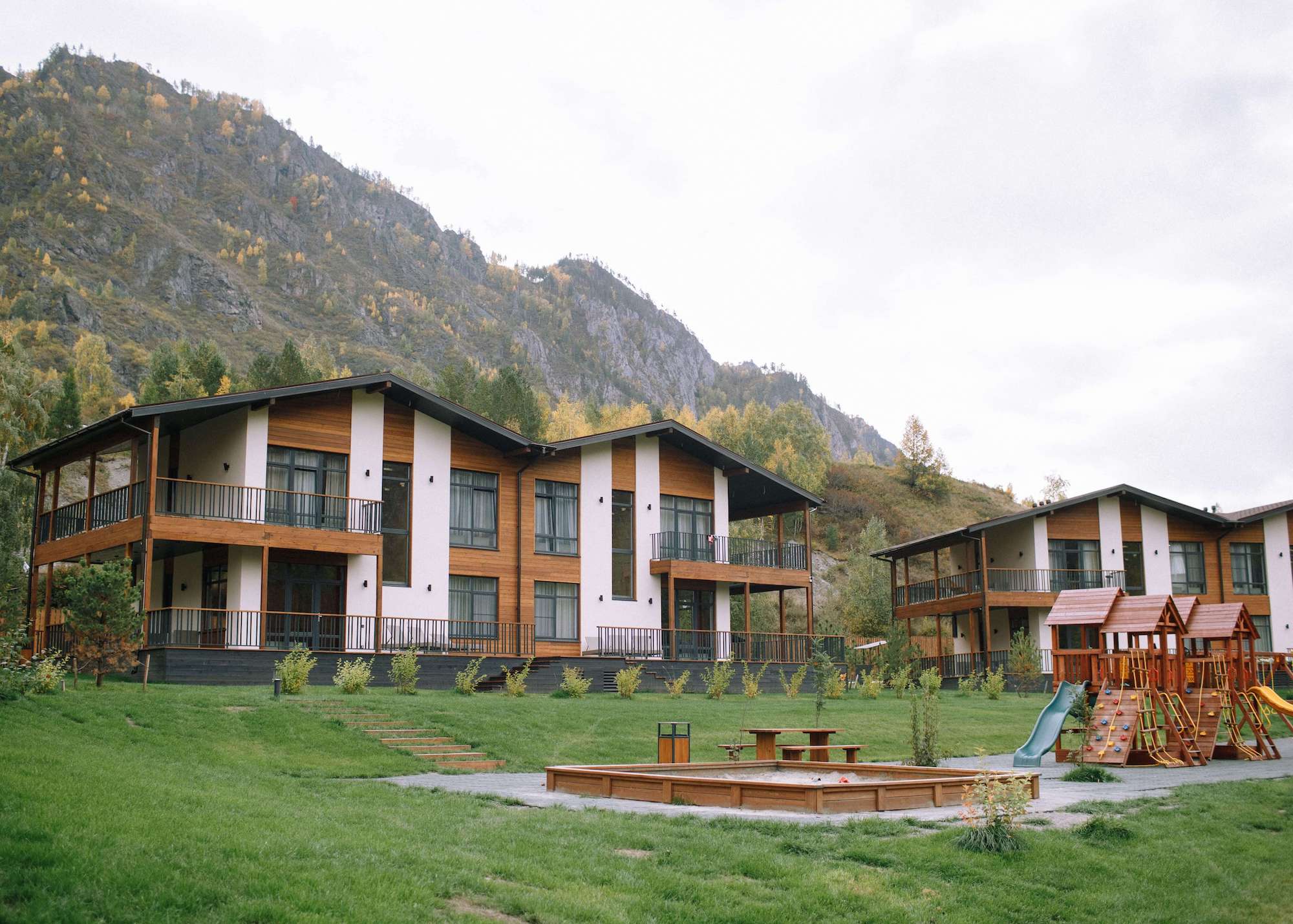 Таунхаус 6-местный (LAVANDA, GVOZDIKA, BARBARIS)