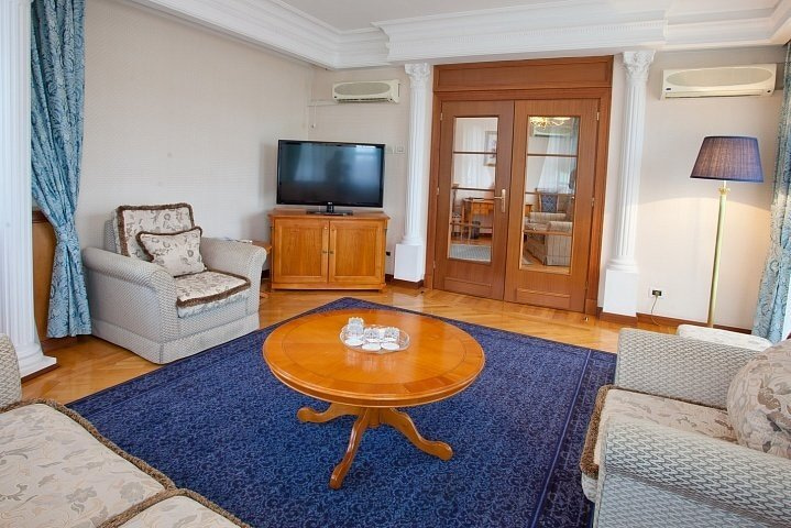 Сьют 4-комнатный 