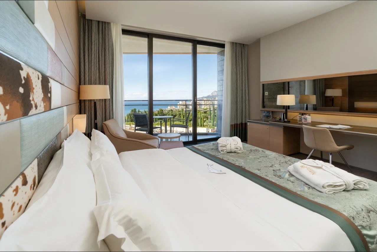 Посмотреть в галерее Делюкс Прайм Connect Sea View 4-местный