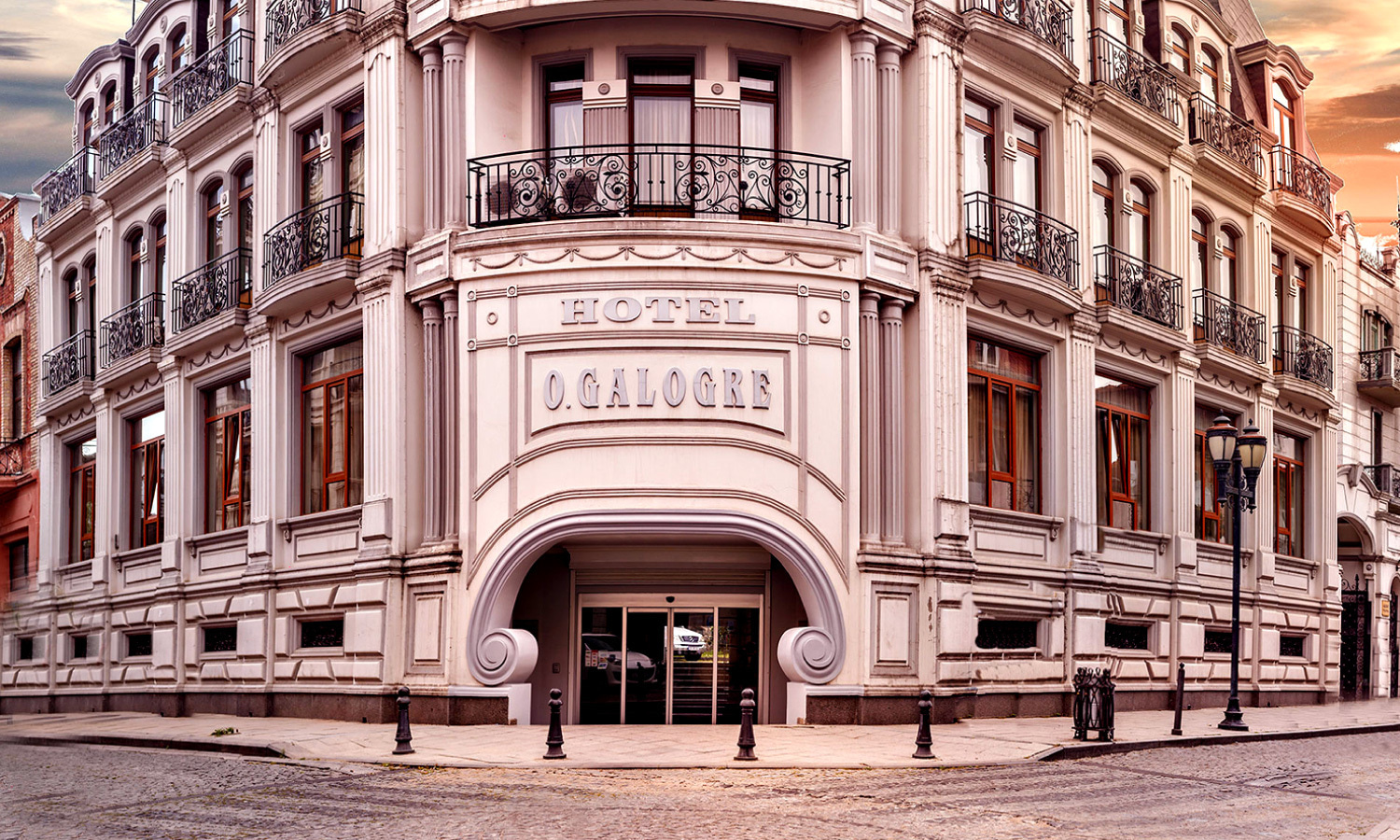 Отель «O. Galogre» Батуми, Грузия