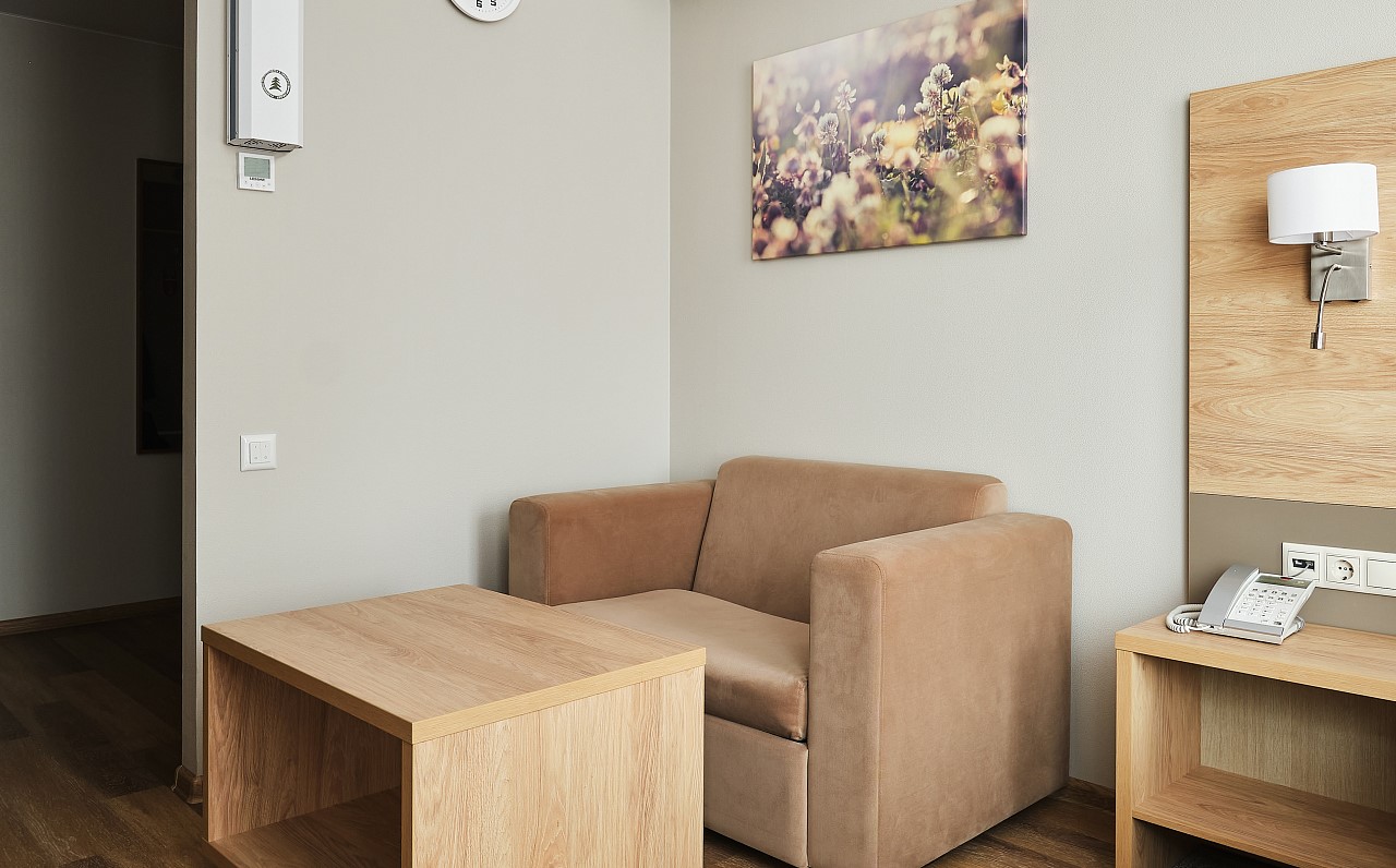 Стандарт 2-местный улучшенный с видом на окрестности (5-9 этаж)