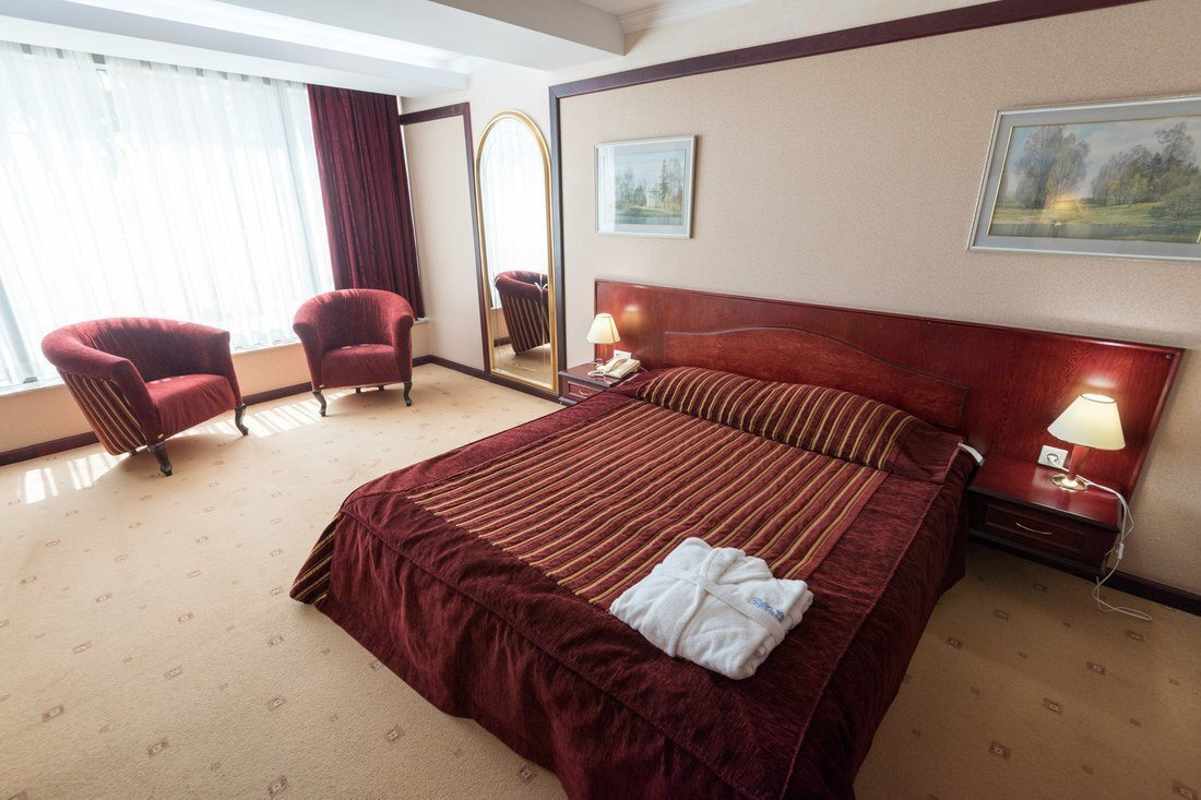 Люкс Премиум, Бизнес корпус