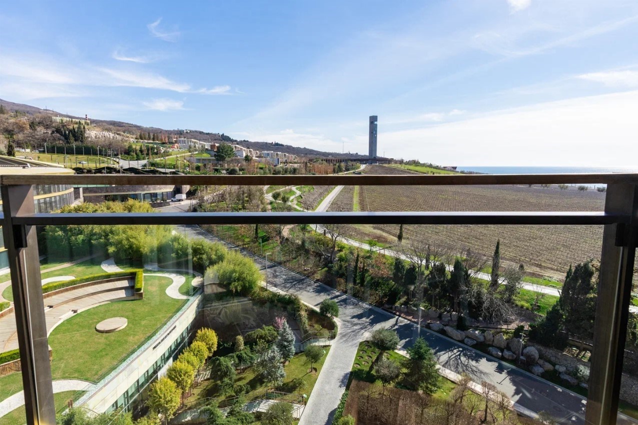 Посмотреть в галерее Делюкс Прайм King Garden View 2-местный