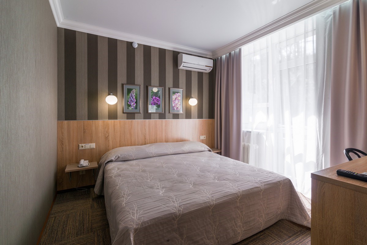 Люкс 2-местный 2-комнатный 3*