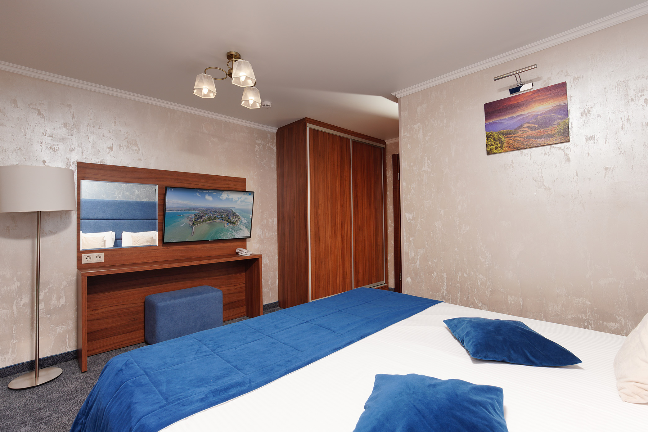 Посмотреть в галерее Junior Suite 2-местный 2-комнатный