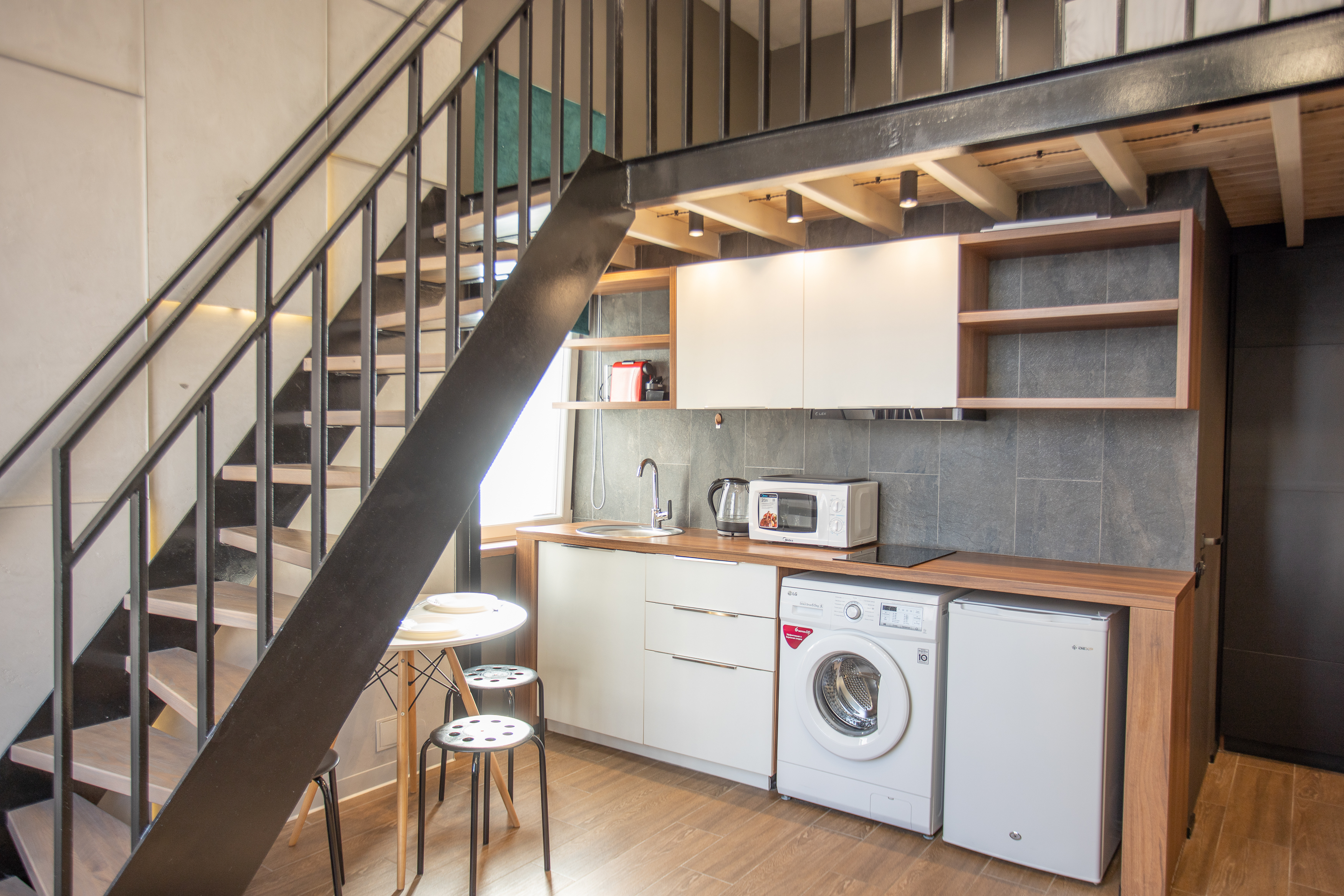 Апартаменты Апартаменты с видом на бассейн (101)