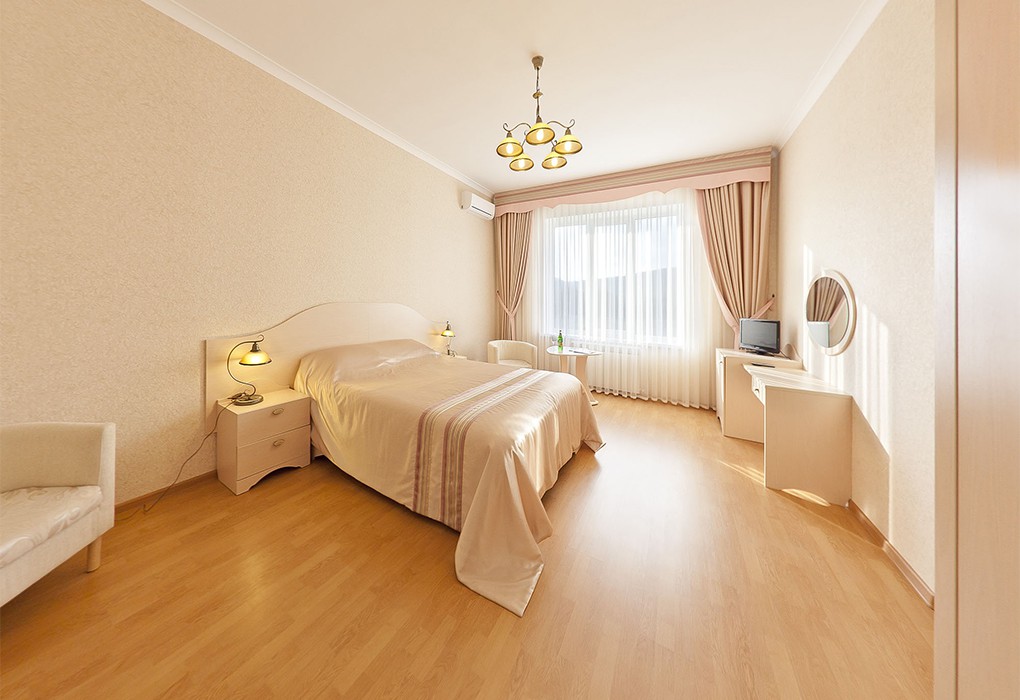 Посмотреть в галерее 2-мест.(разм. в 3-мест.) 2-комн. люкс