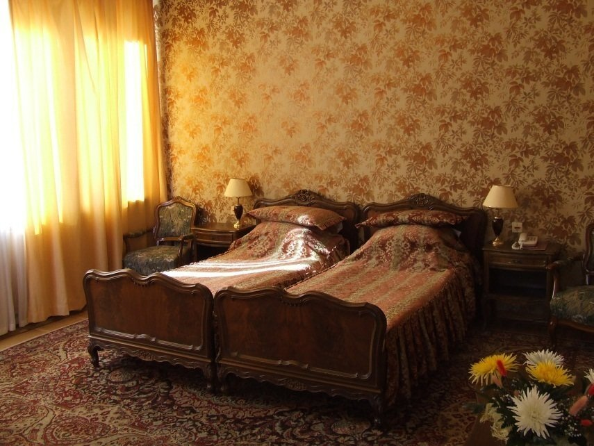 Посмотреть в галерее Стандарт 1, Главный корпус