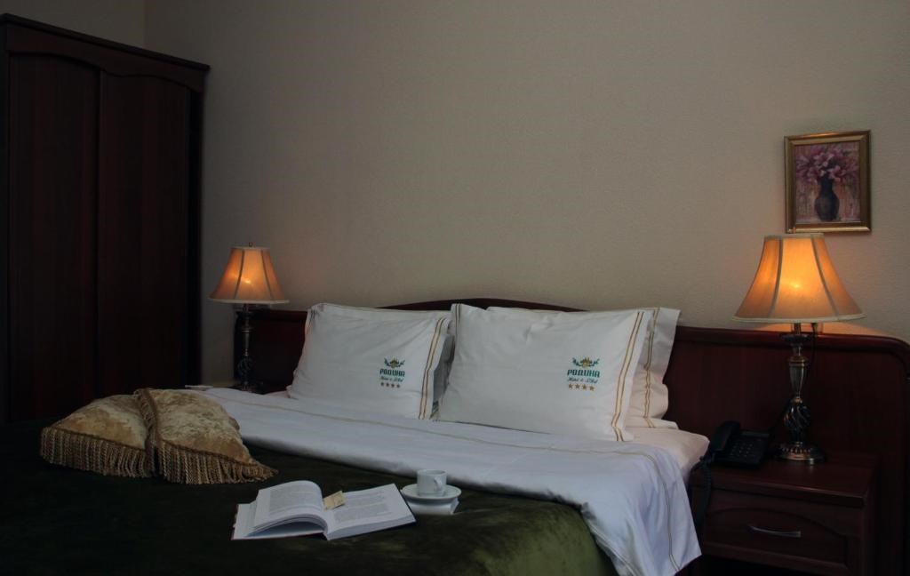 Первая категория  1-комнатный  20 м.кв.