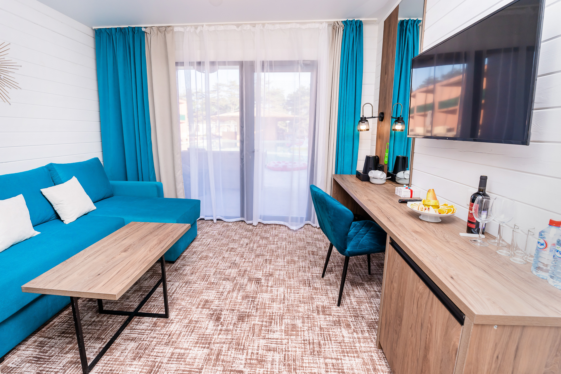 Посмотреть в галерее Коттедж Sea Village Premium