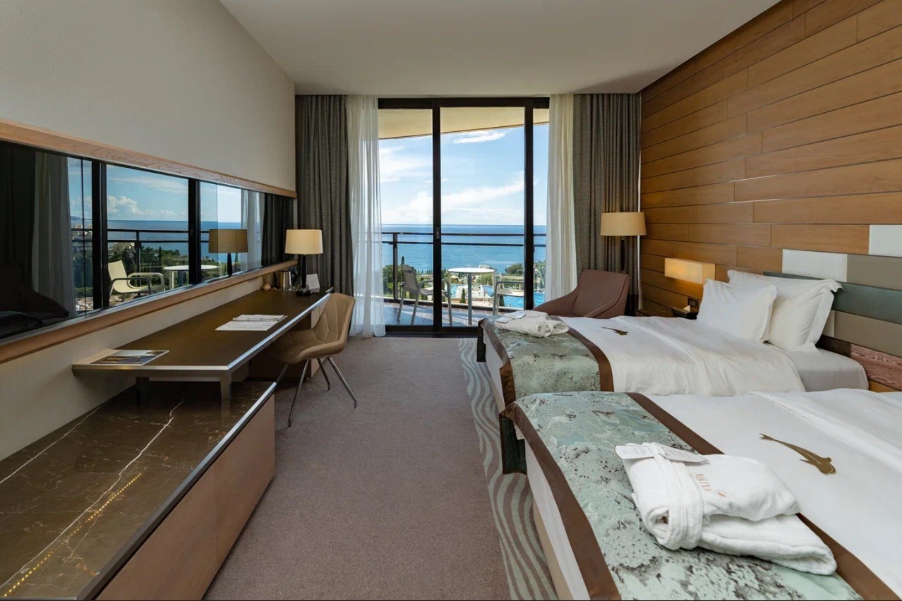Посмотреть в галерее Делюкс Прайм Connect Sea View 4-местный
