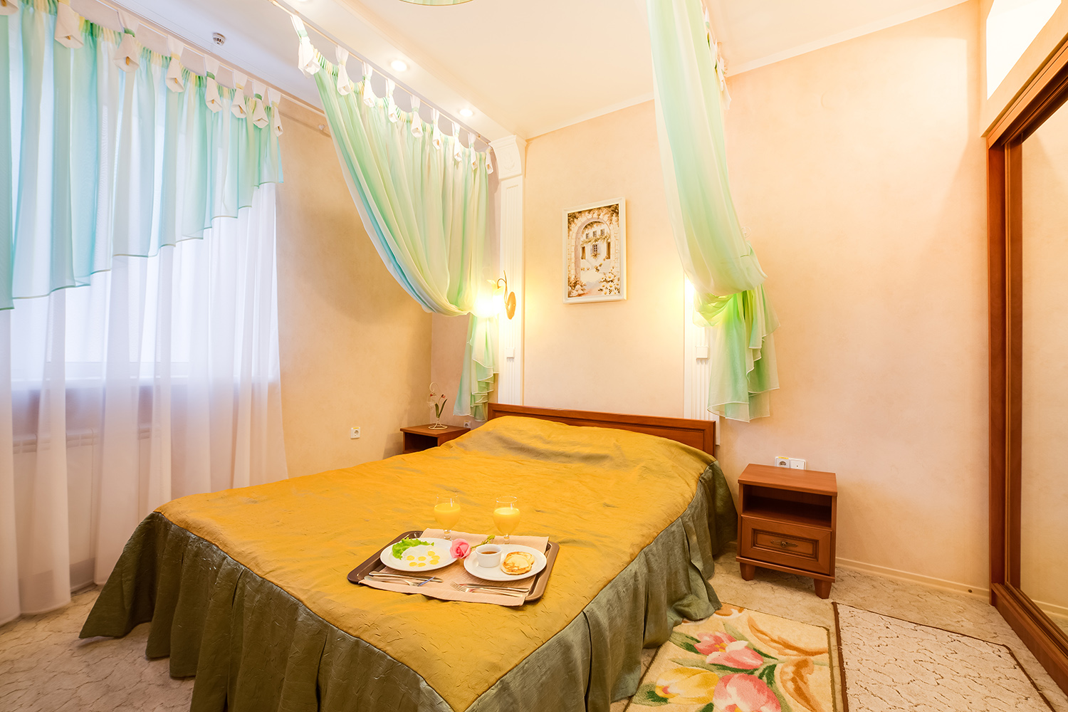 Люкс Цветочный 2-местный 2-комнатный