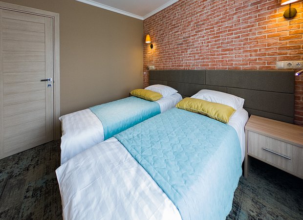 Люкс 2-местный 2-комнатный вид на территорию