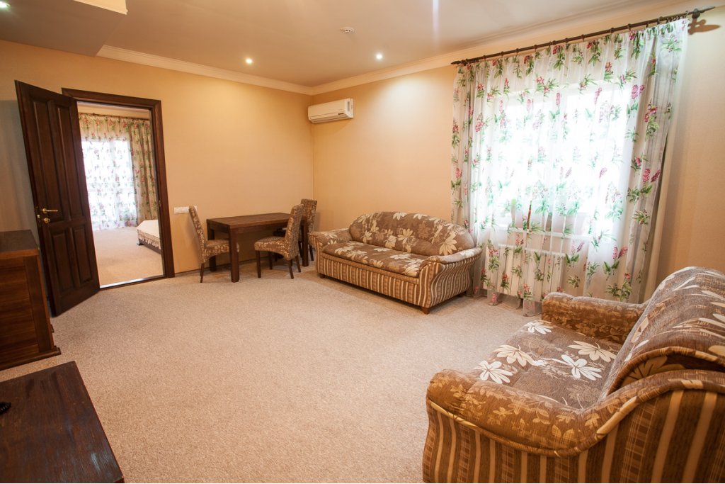 Lux COMFORT 2-местный 2-комнатный корпус 1