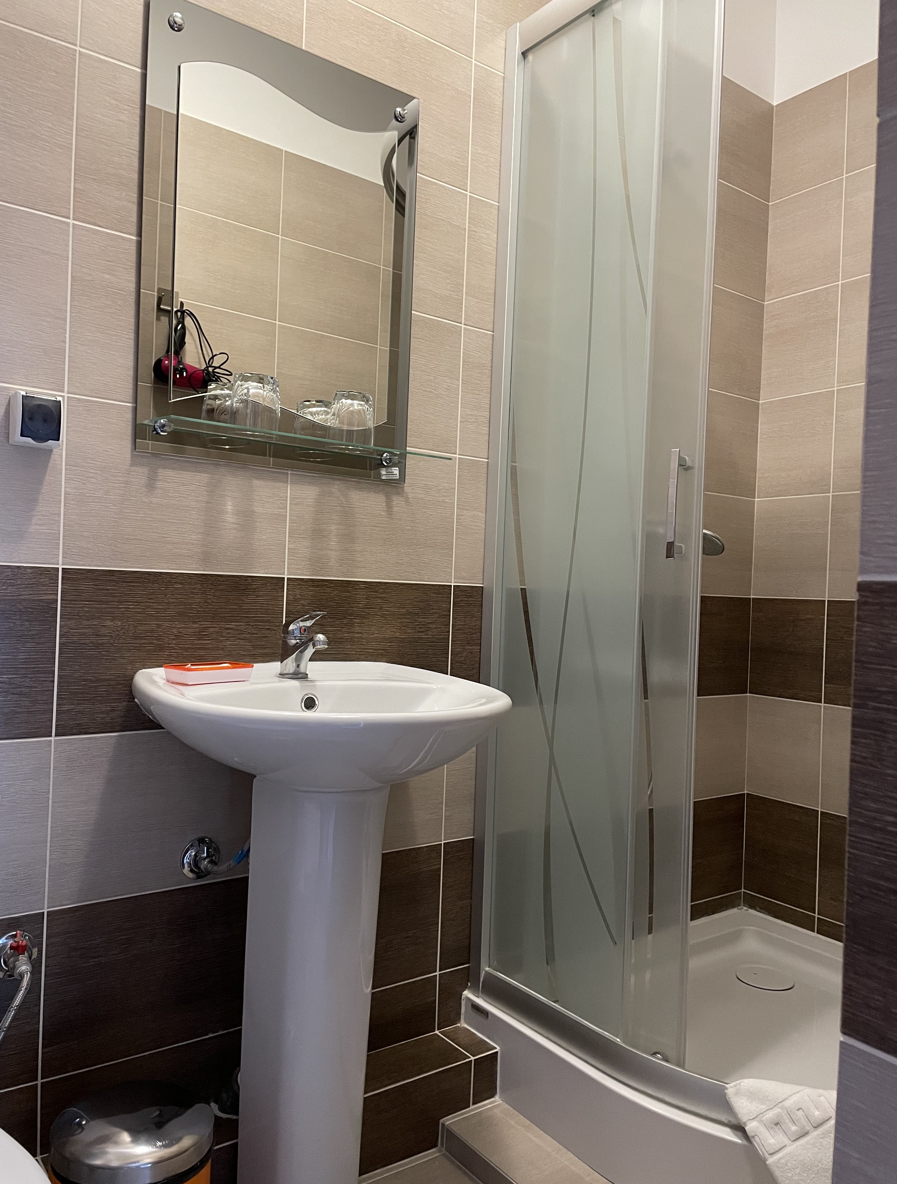 Улучшенный 2-местный 1-комнатный с балконом/лоджией №23,35,38