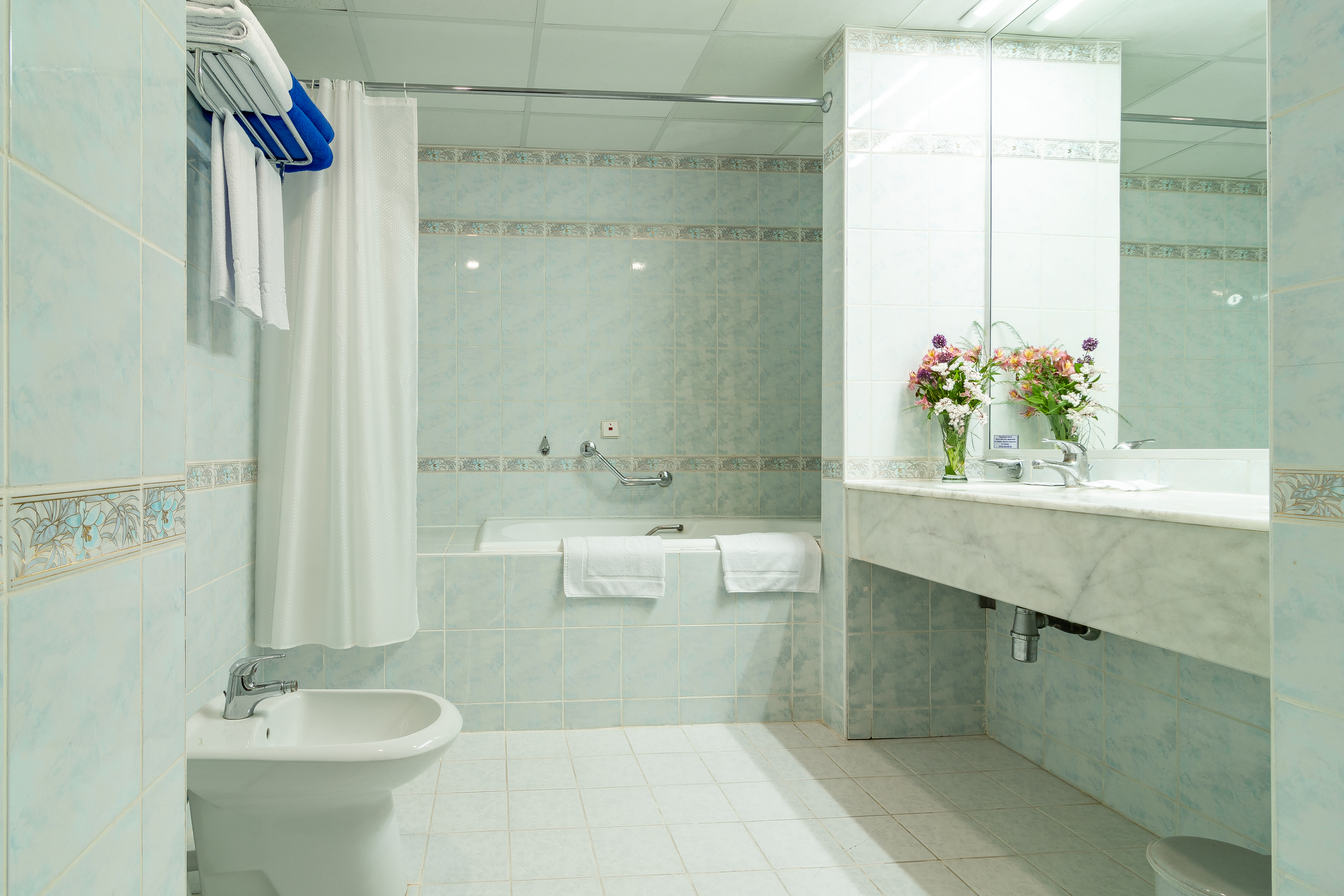 Посмотреть в галерее Джуниор сюит 2-местный корпус 2