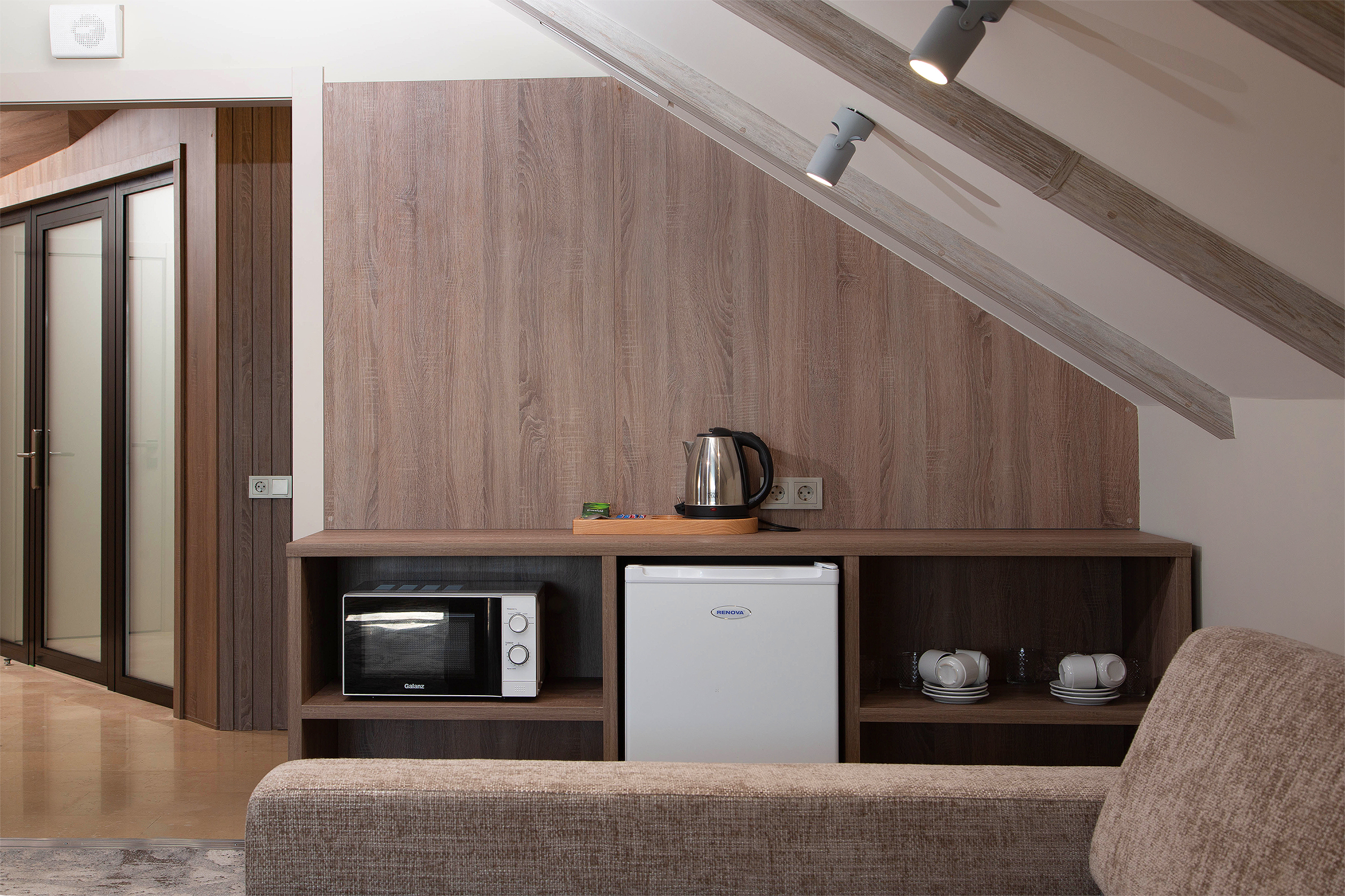 Полулюкс 4-местный 2-комнатный улучшенный