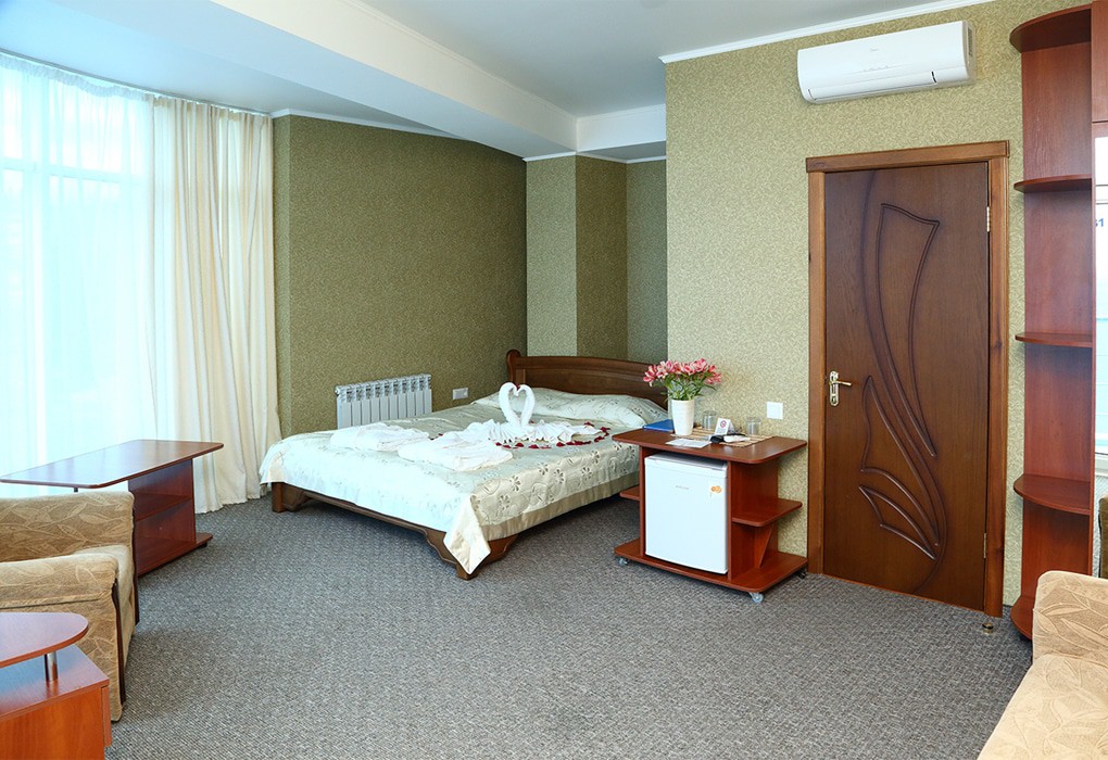 Посмотреть в галерее 2-мест. станд. light
