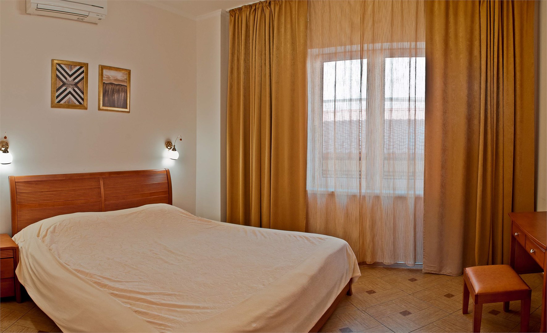 Апартаменты 4-местные с двумя изолированными спальнями и гостиной