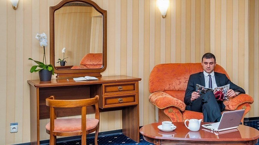 Люкс Студио