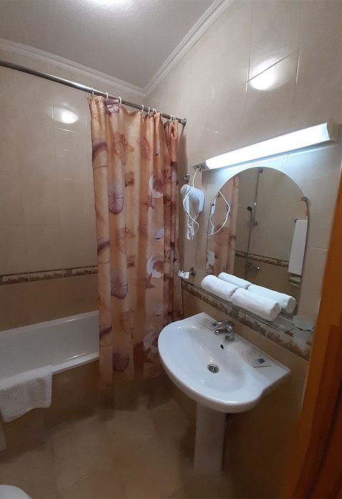 2-мест. станд. с балк. и видом на море (5, 7, 8 эт.)