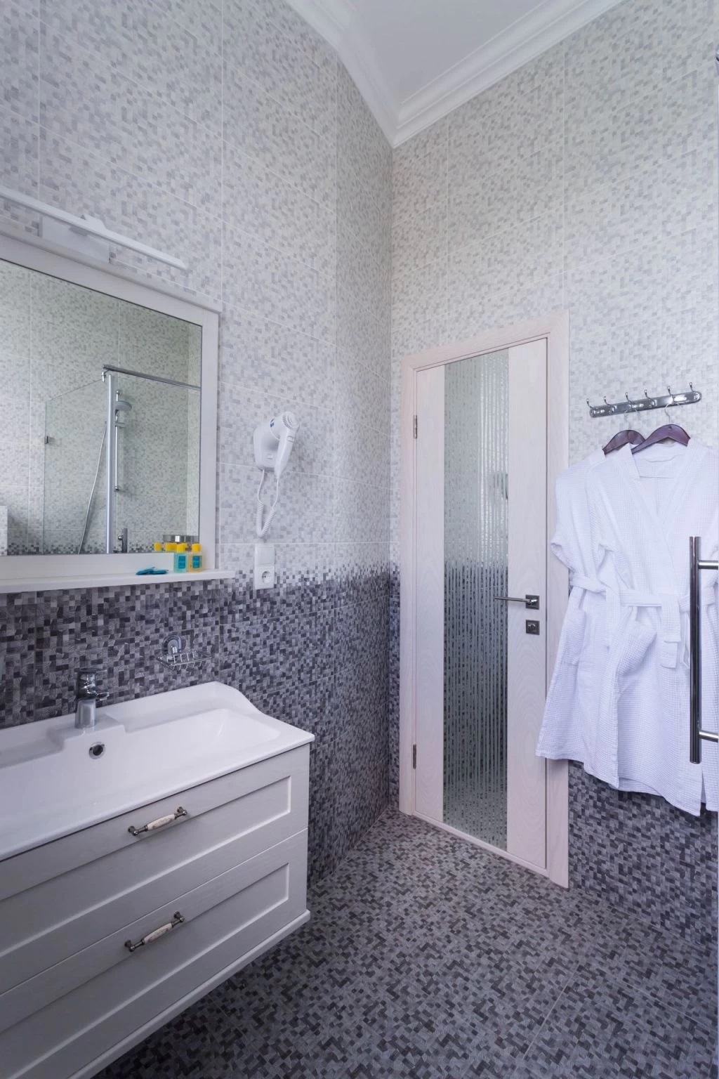 Люкс 2-местный 2-комнатный с террасой