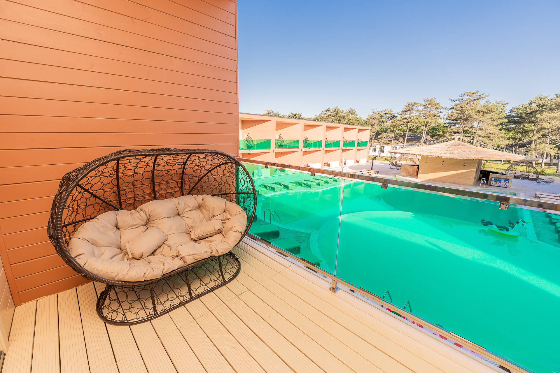 Посмотреть в галерее Коттедж Sea Village Premium