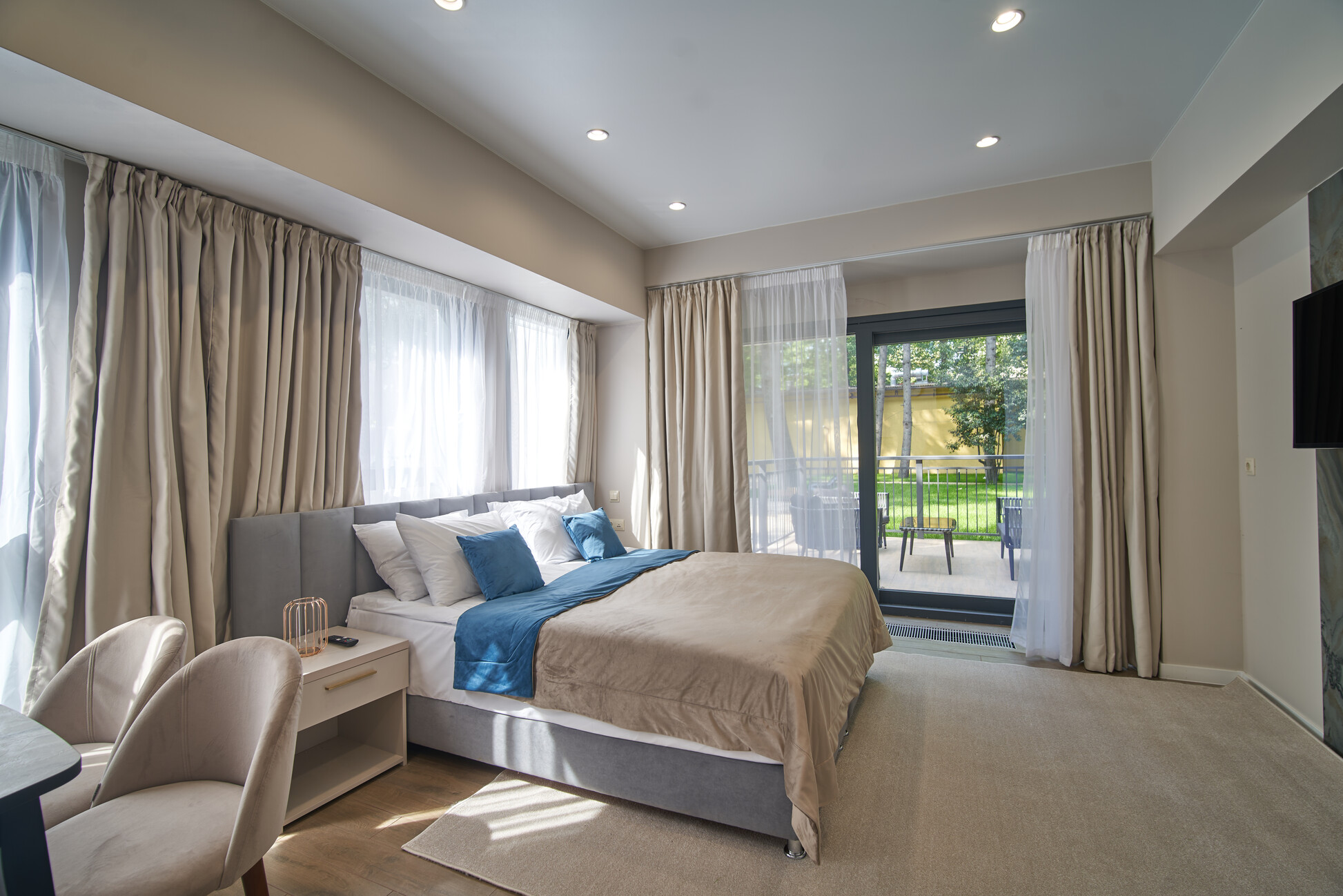 Полулюкс Полулюкс с террасой JSUT 2х-местный