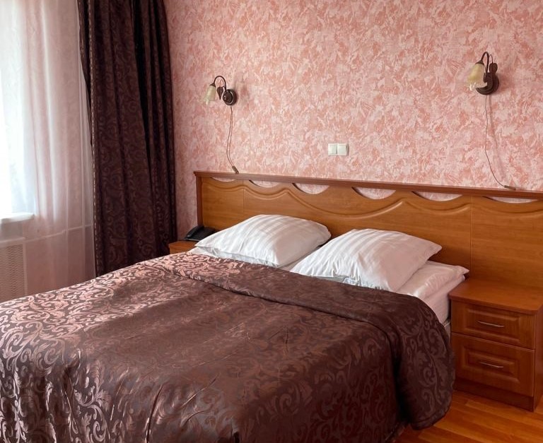 Посмотреть в галерее Семейный 2-мест.2-комн. 5,6,9 эт к.1