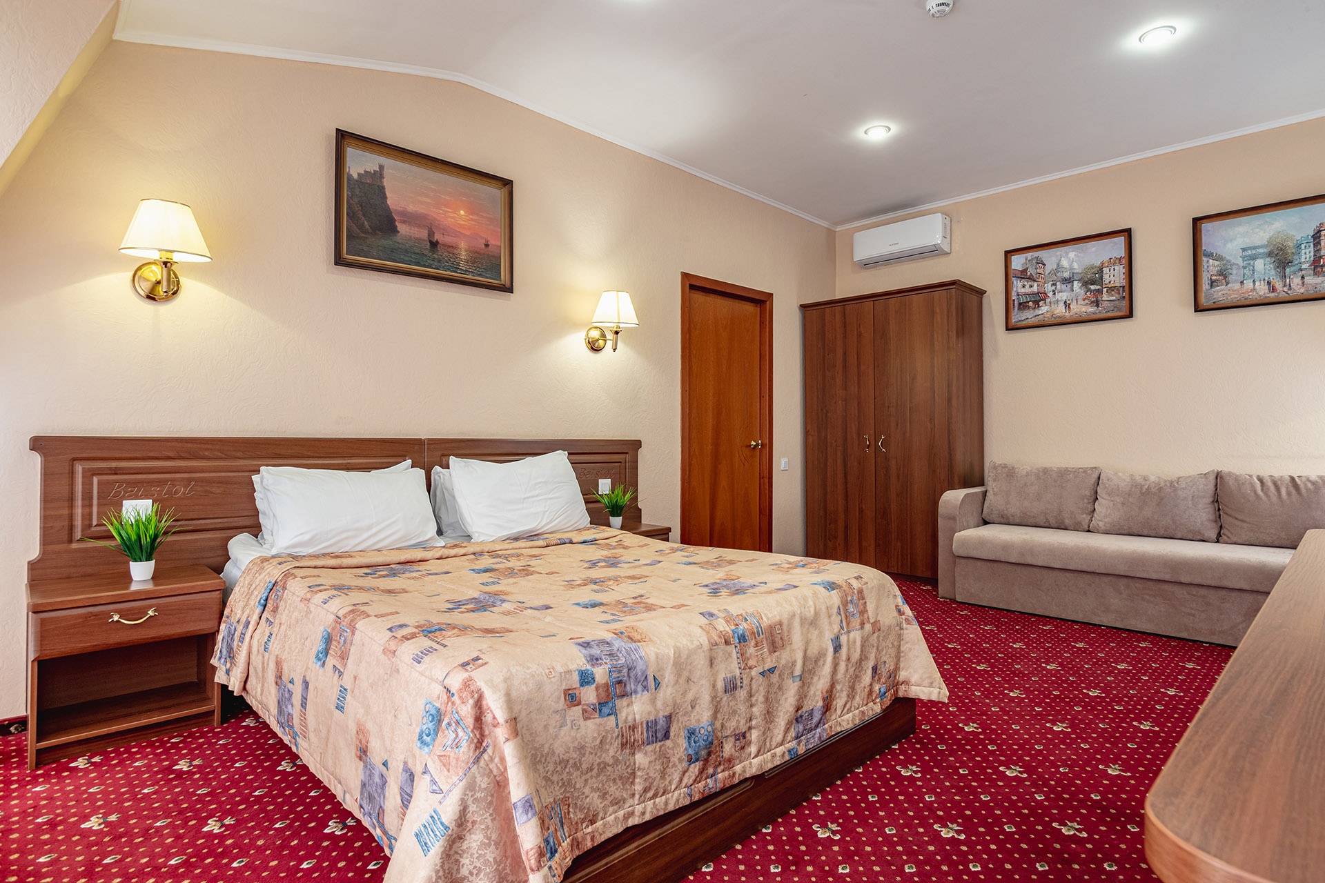 Посмотреть в галерее Suite Junior 2-местный