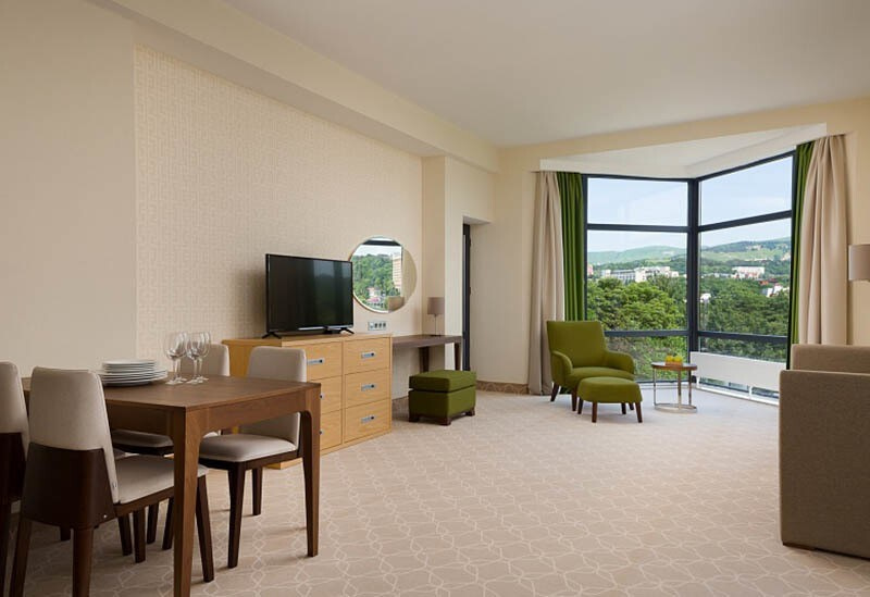 2-мест.(разм. в 4-мест.) 3-комн. апартаменты