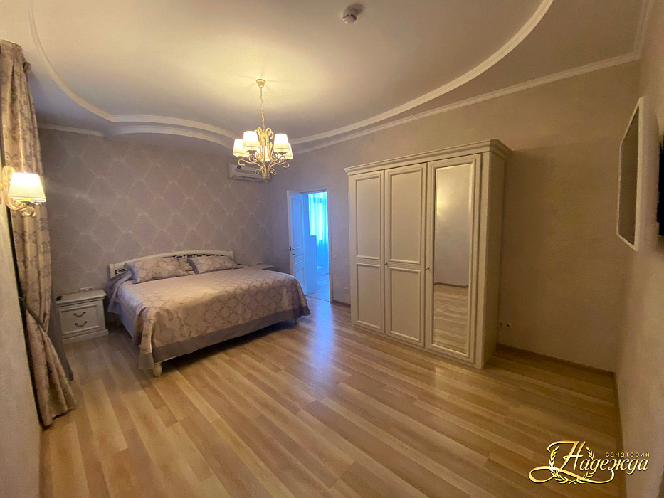Посмотреть в галерее Apartment 3-комнатный (4 осн.+ 2 доп.) 5 корпус