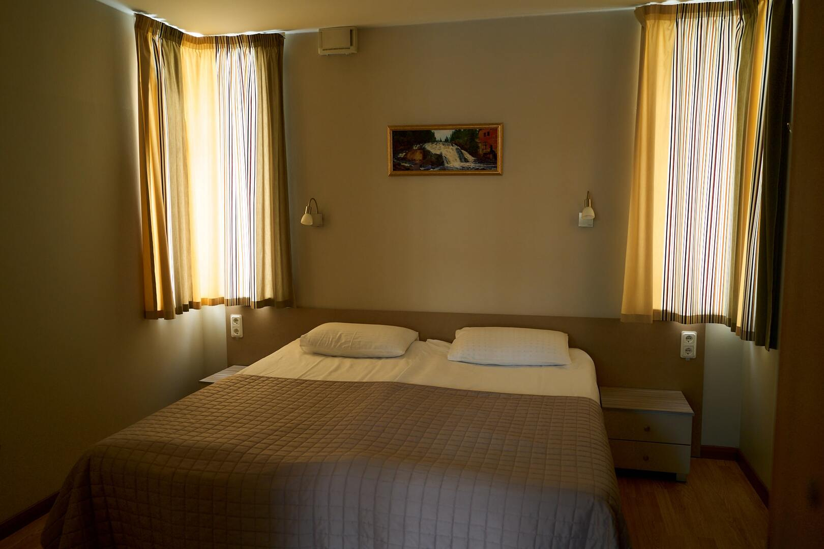 КОТТЕДЖИ ВТОРОЙ ЛИНИИ