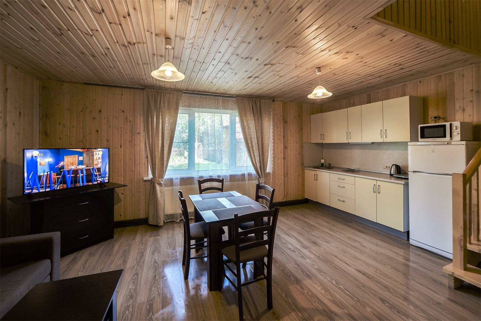 Дом 6-местный с кухней