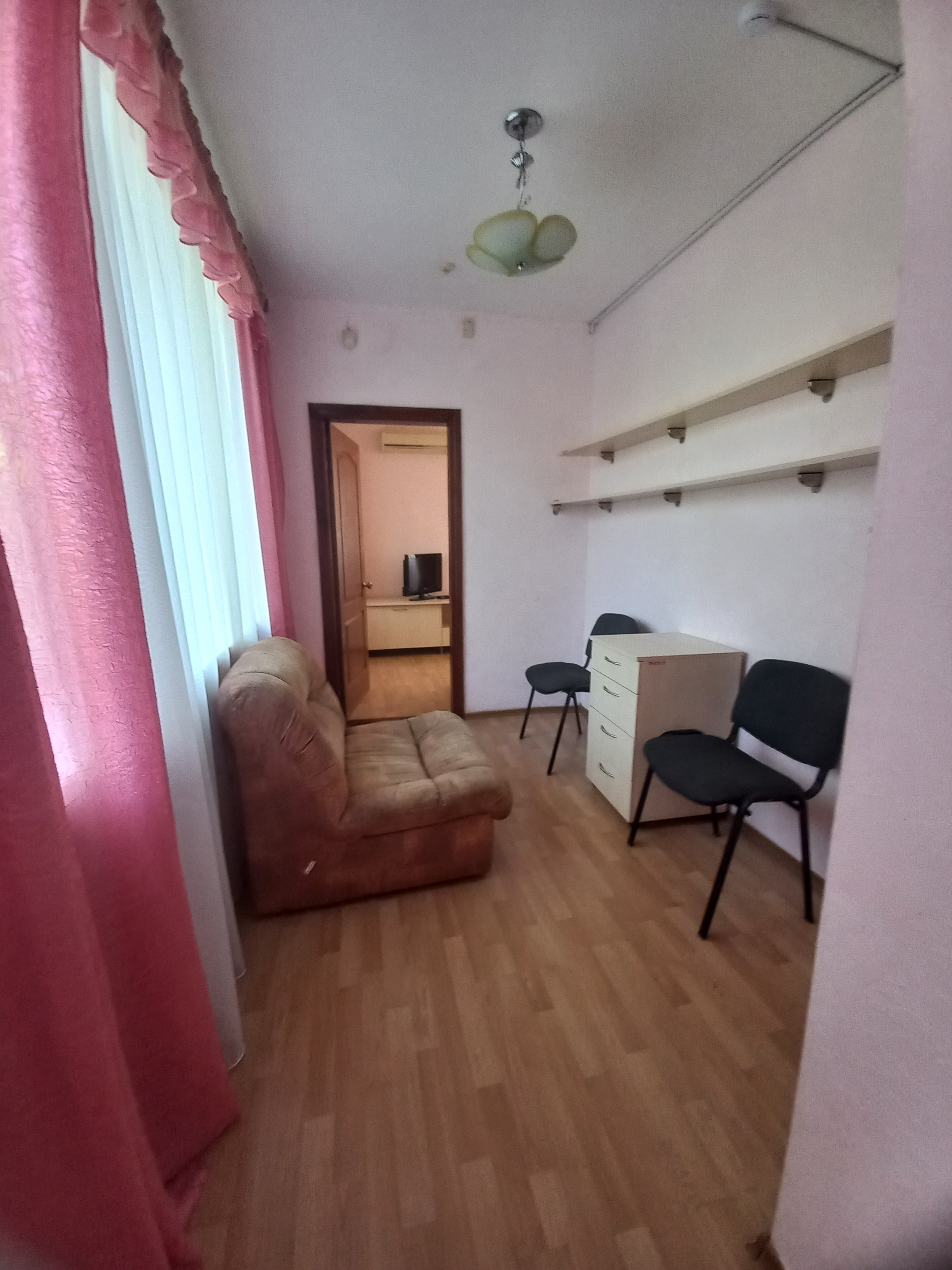 Посмотреть в галерее 1 категория 2-местный 2-комнатный корп.2