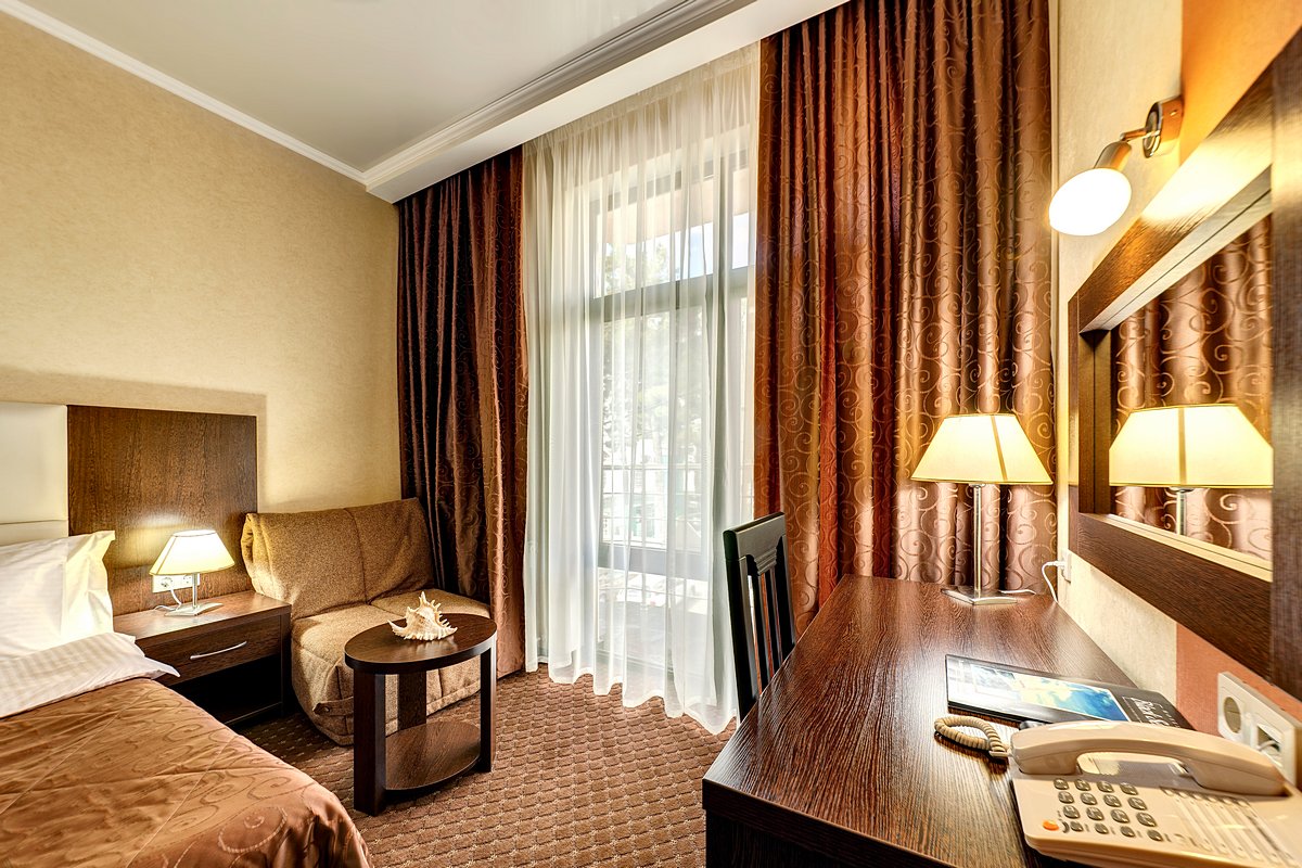 Стандарт 1 категории 2-местный с балконом