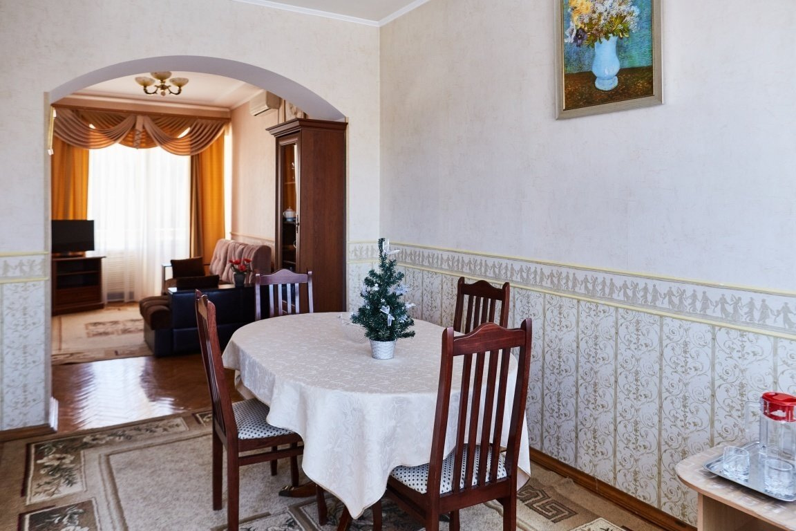 Апартаменты 3-комнатные