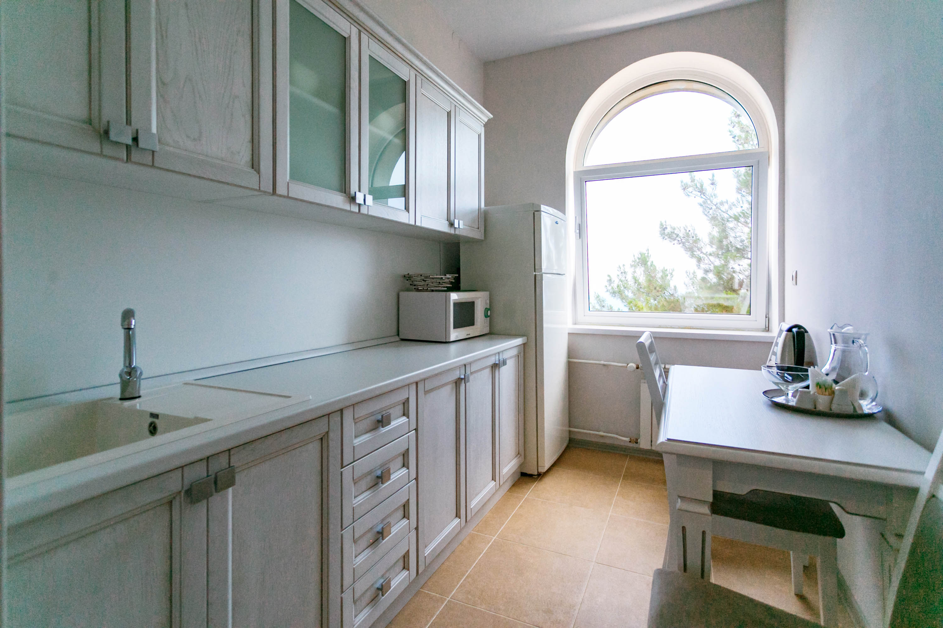 Апартаменты 2-местный 3-комнатный Салют 