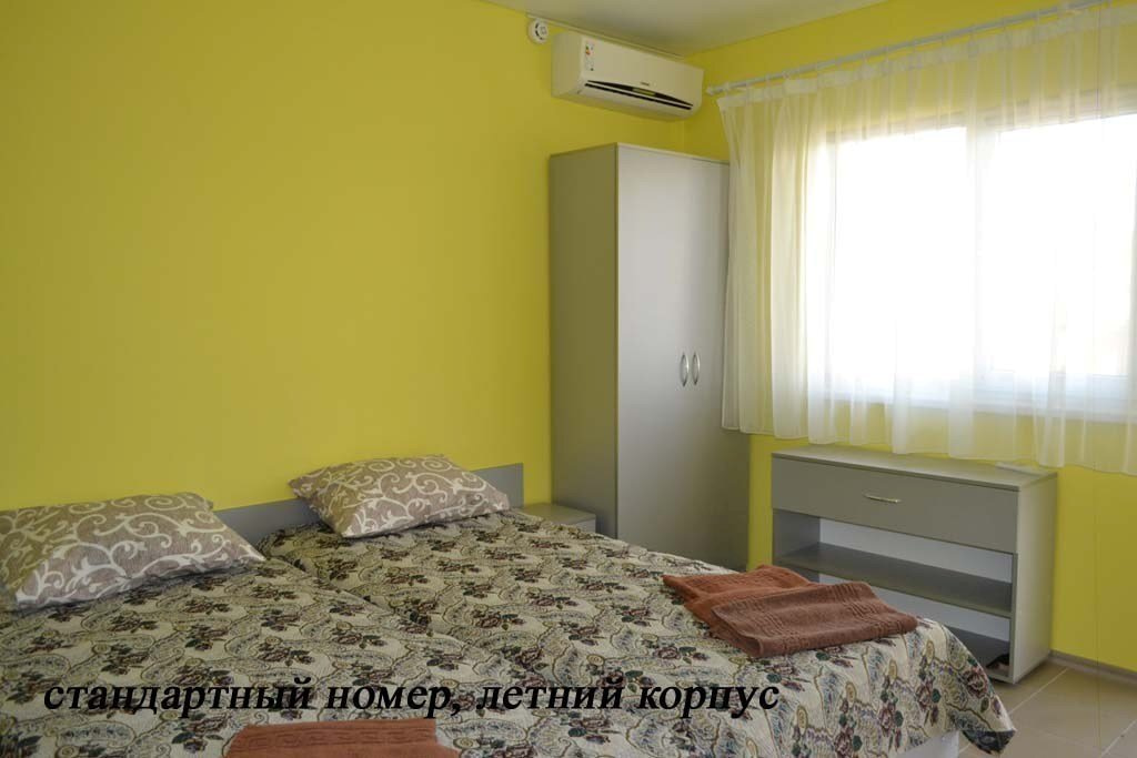 Посмотреть в галерее Летний корпус