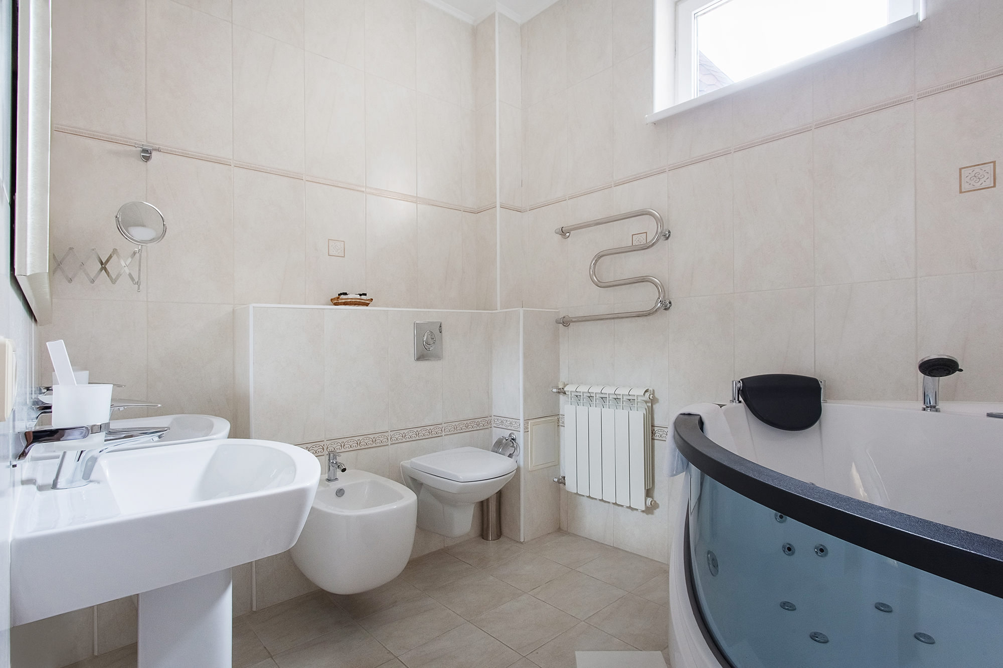 Suite 3х комнатный Сюит