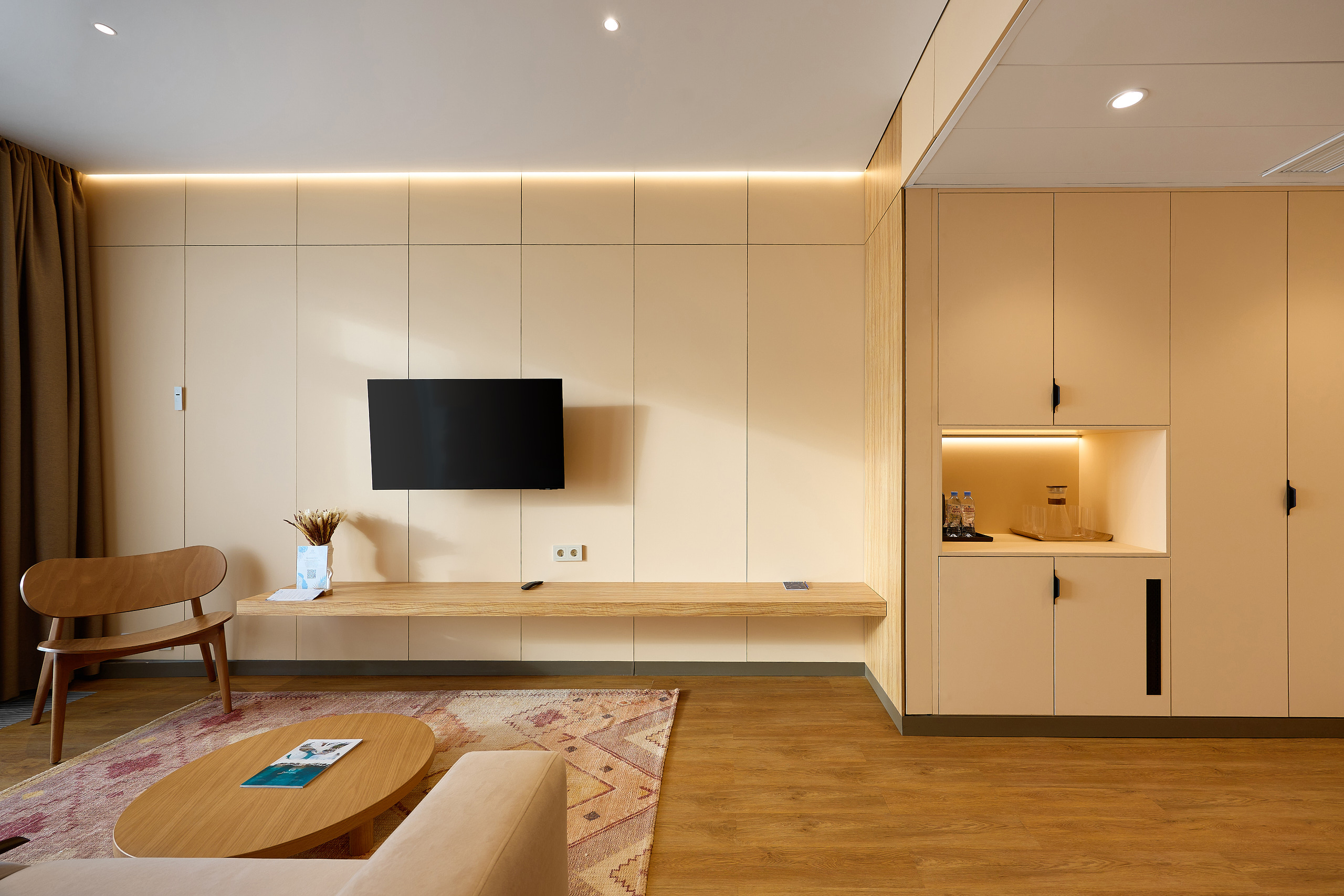 Джуниор, корпус Приморский