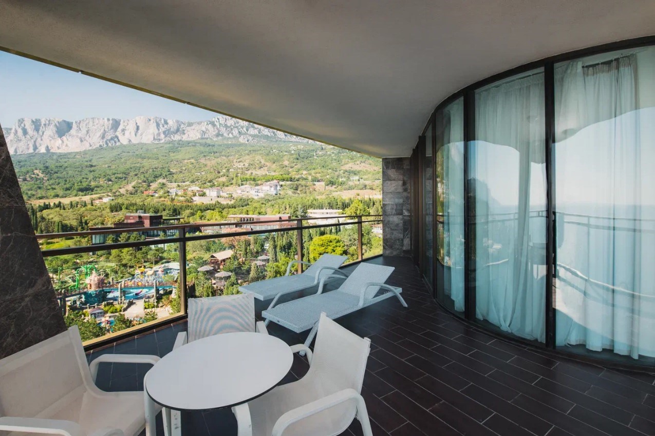 Пентхаус 4-местный