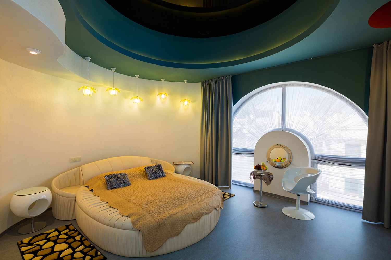 Посмотреть в галерее VIP Посейдон 2-местный 3-комнатный