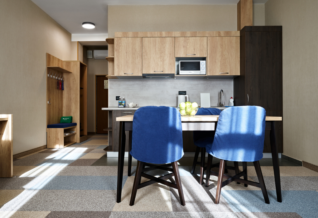 2-мест.(разм. в 3-мест.) 1-комн. апартамент с кухней, корп. 1