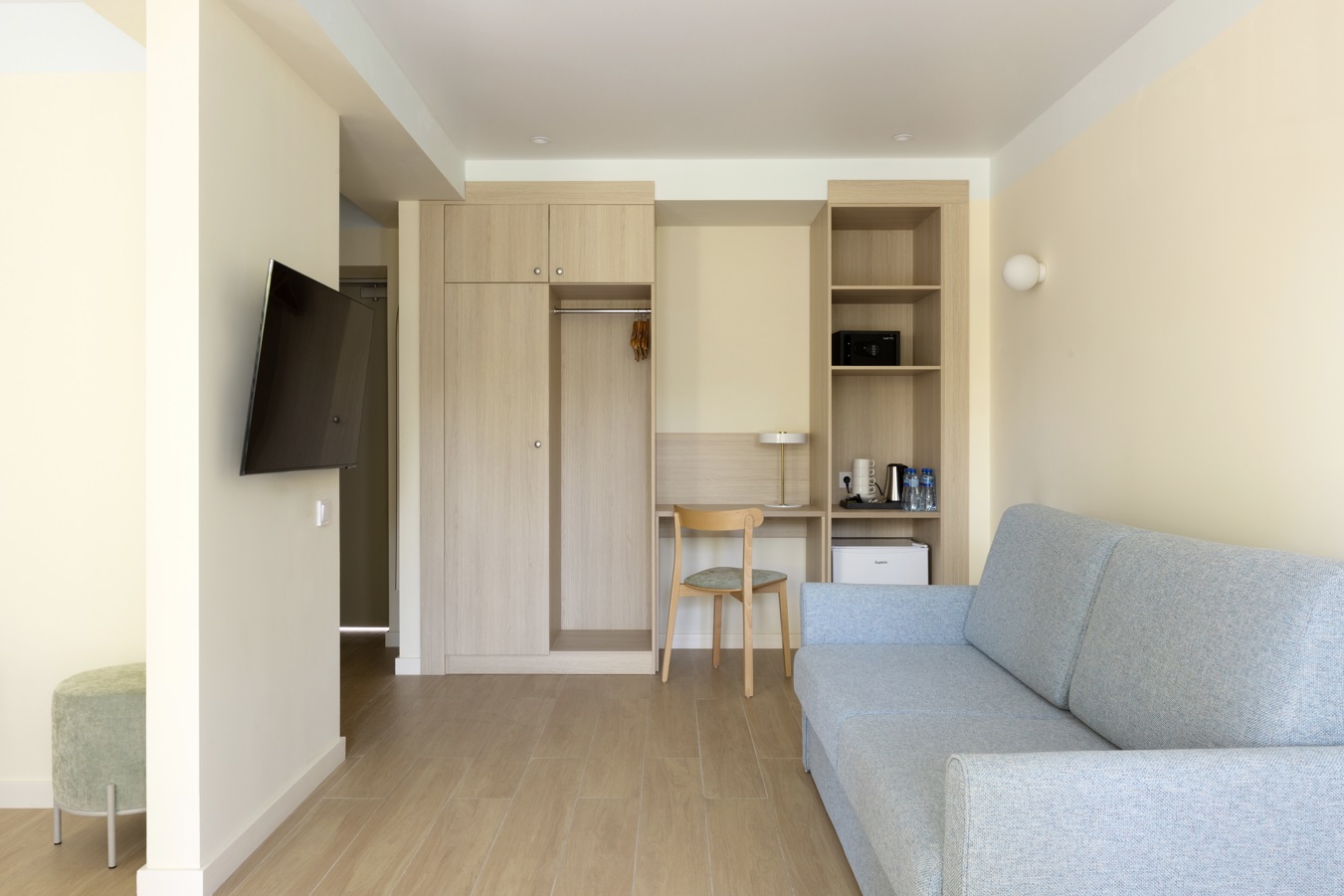 Джуниор сюит Superior 2-местный 2-комнатный  с террасой 