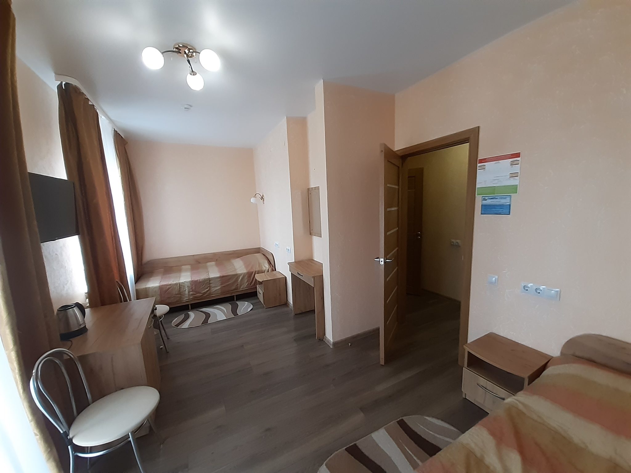 Посмотреть в галерее Стандартный 2-местный Твин Плюс корпус 1,2